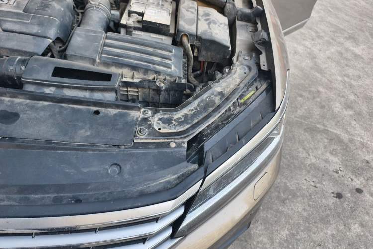 Used Volkswagen Passat 2016 380TSI DSG Prestige Edition Engine Bay Left