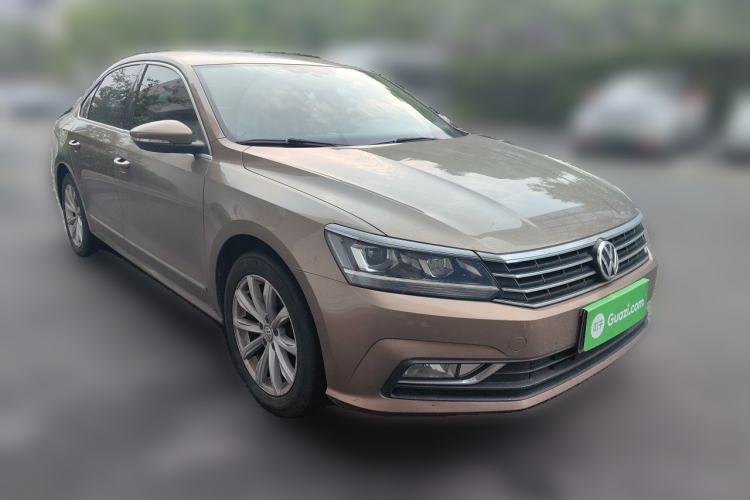 Used Volkswagen Passat 2016 280TSI DSG Prestige Edition Front Right 45 Deg