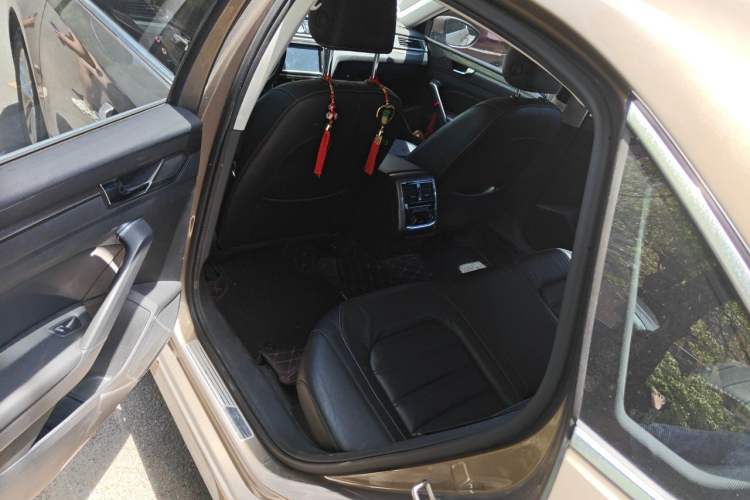 Used Volkswagen Passat 2016 330TSI DSG Luxury Edition Left Rear Seat