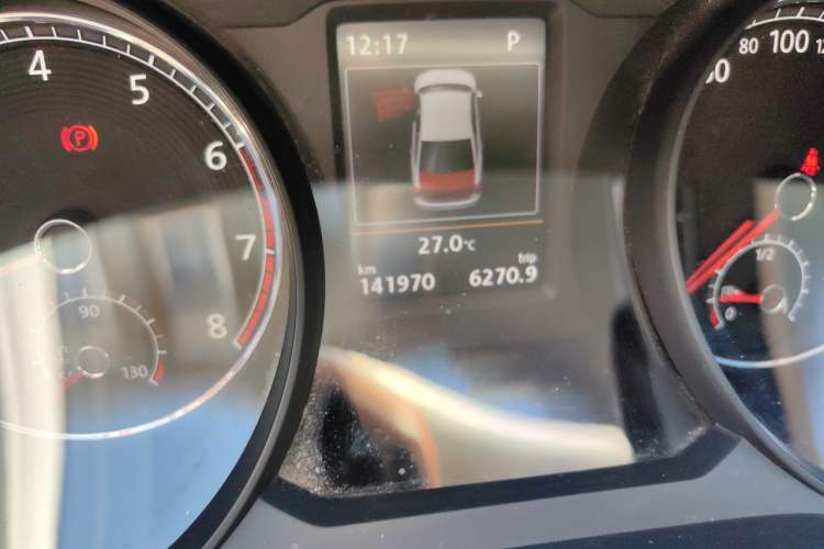 Used Volkswagen Passat 2016 330TSI DSG Prestige Edition Odometer Close Up