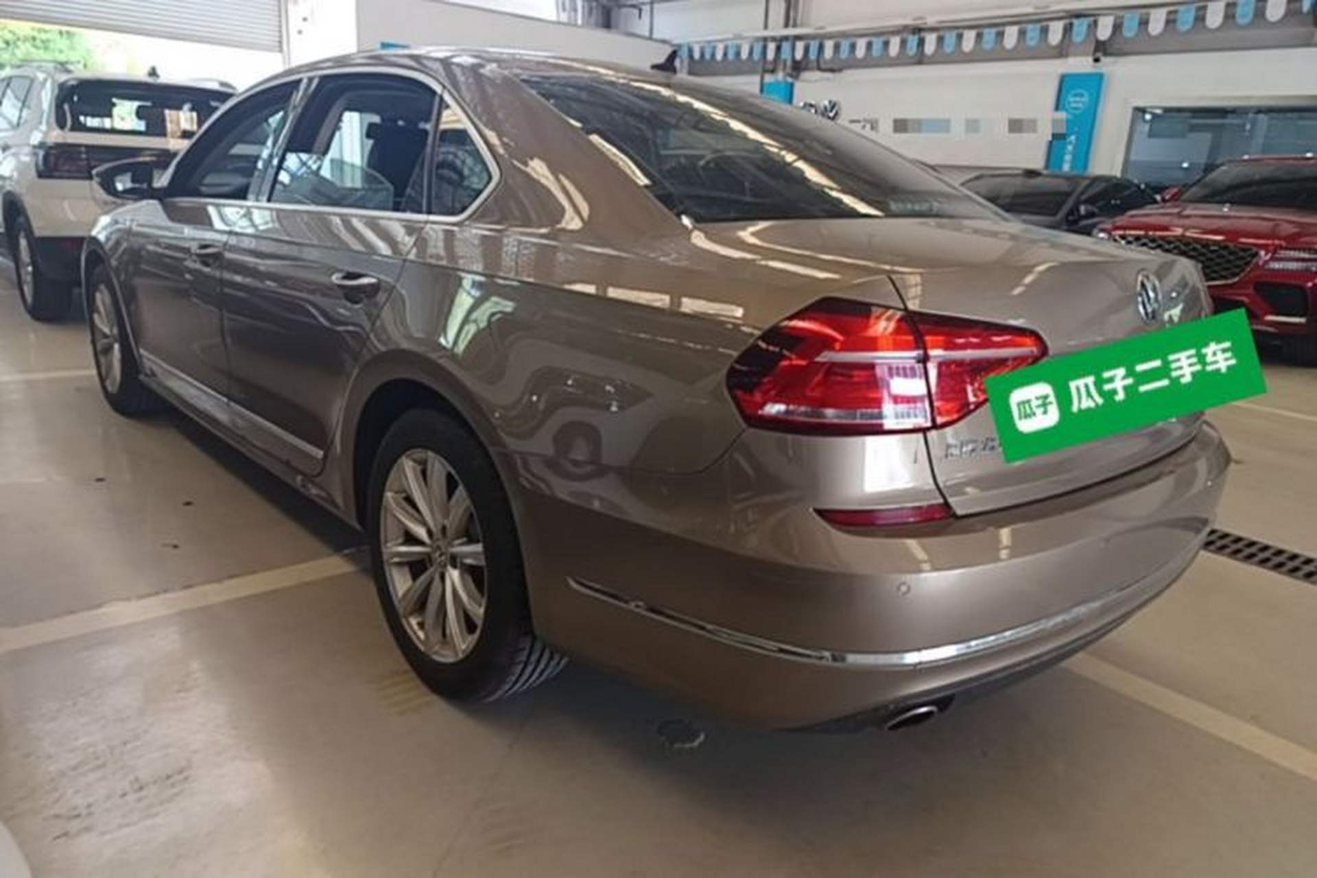 Used Volkswagen Passat 2016 330TSI DSG Luxury Edition Rear Left 45 Deg