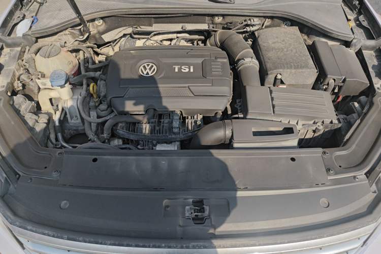 Used Volkswagen Passat 2016 330TSI DSG Prestige Edition Engine Bay