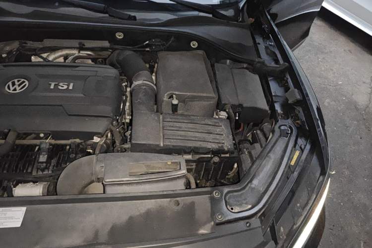 Used Volkswagen Passat 2016 330TSI DSG Prestige Edition Engine Bay Left