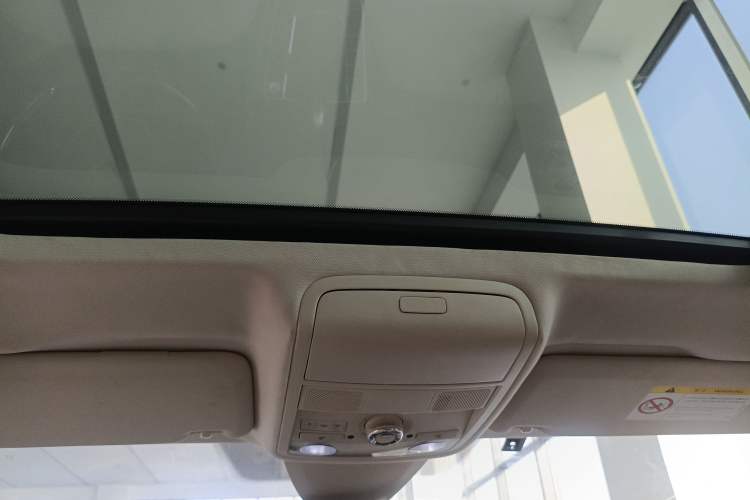 Used Volkswagen Passat 2016 380TSI DSG Ultimate Edition Headliner