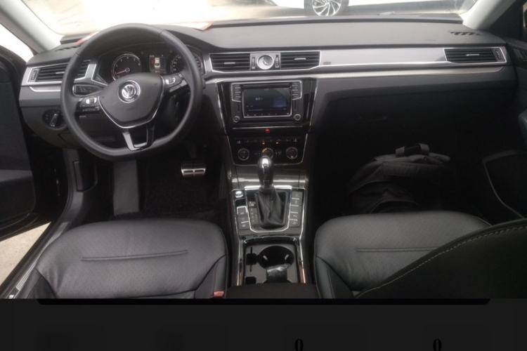 Used Volkswagen Passat 2016 330TSI DSG Prestige Edition Interior 1