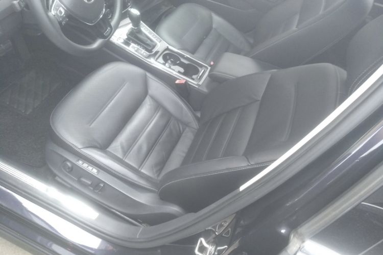 Used Volkswagen Passat 2016 330TSI DSG Prestige Edition Interior 5
