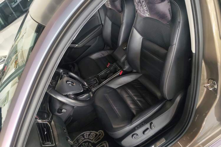 Used Volkswagen Passat 2016 330TSI DSG Prestige Edition Left Front Seat
