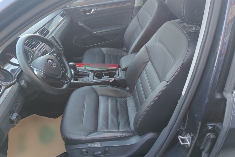 Used Volkswagen Passat 2016 330TSI DSG Prestige Edition Left Front Seat