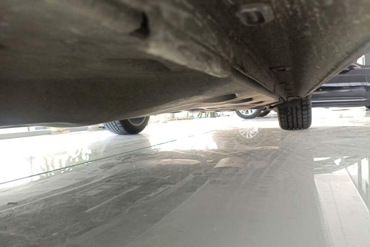 Used Volkswagen Passat 2016 380TSI DSG Ultimate Edition Left Side Sill
