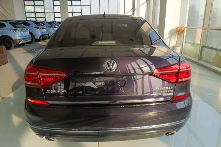 Used Volkswagen Passat 2016 380TSI DSG Ultimate Edition Rear