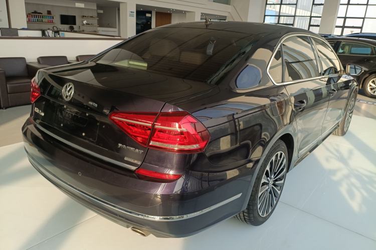 Used Volkswagen Passat 2016 380TSI DSG Ultimate Edition Rear Right 45 Deg