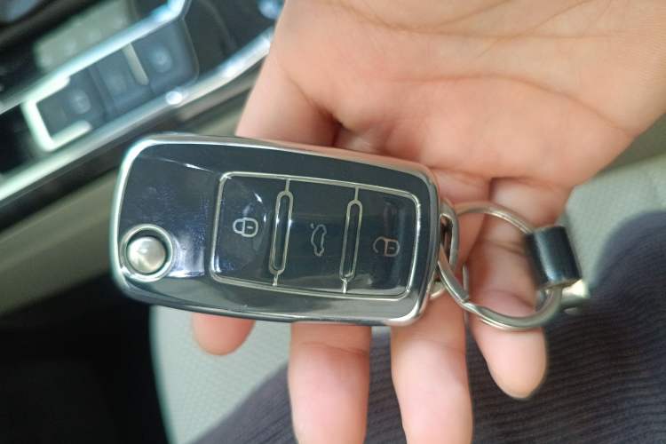 Used Volkswagen Passat 2016 380TSI DSG Ultimate Edition Vehicle Key