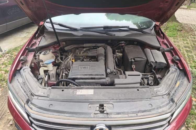 Used Volkswagen Passat 2016 280TSI DSG Prestige Edition Engine Bay