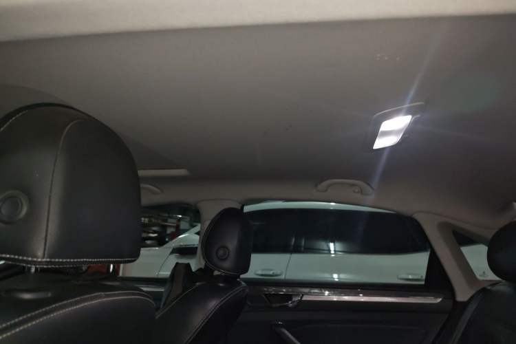Used Volkswagen Passat 2016 330TSI DSG Prestige Edition Headliner