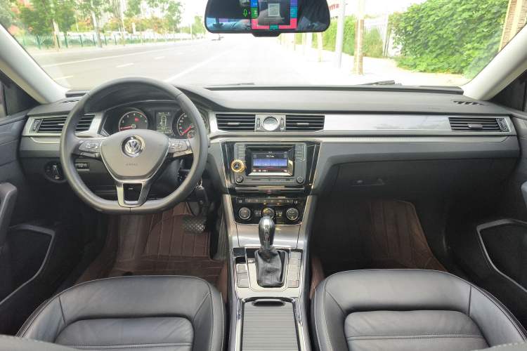 Used Volkswagen Passat 2016 280TSI DSG Prestige Edition Interior 3