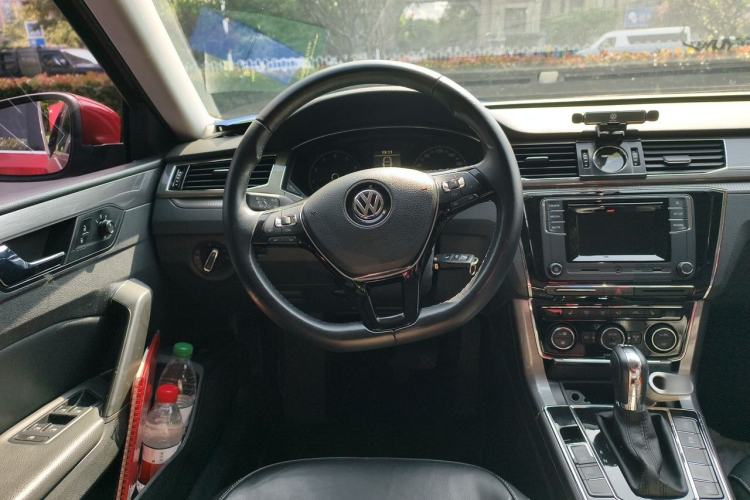 Used Volkswagen Passat 2016 280TSI DSG Prestige Edition Steering Wheel