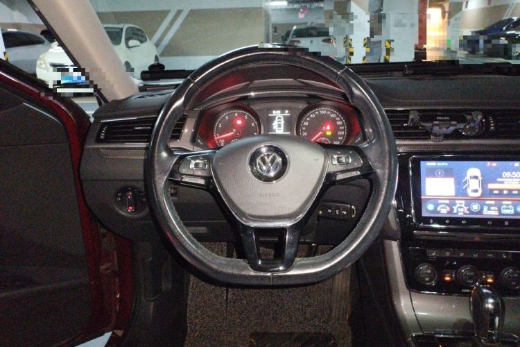 Used Volkswagen Passat 2016 330TSI DSG Luxury Edition Steering Wheel