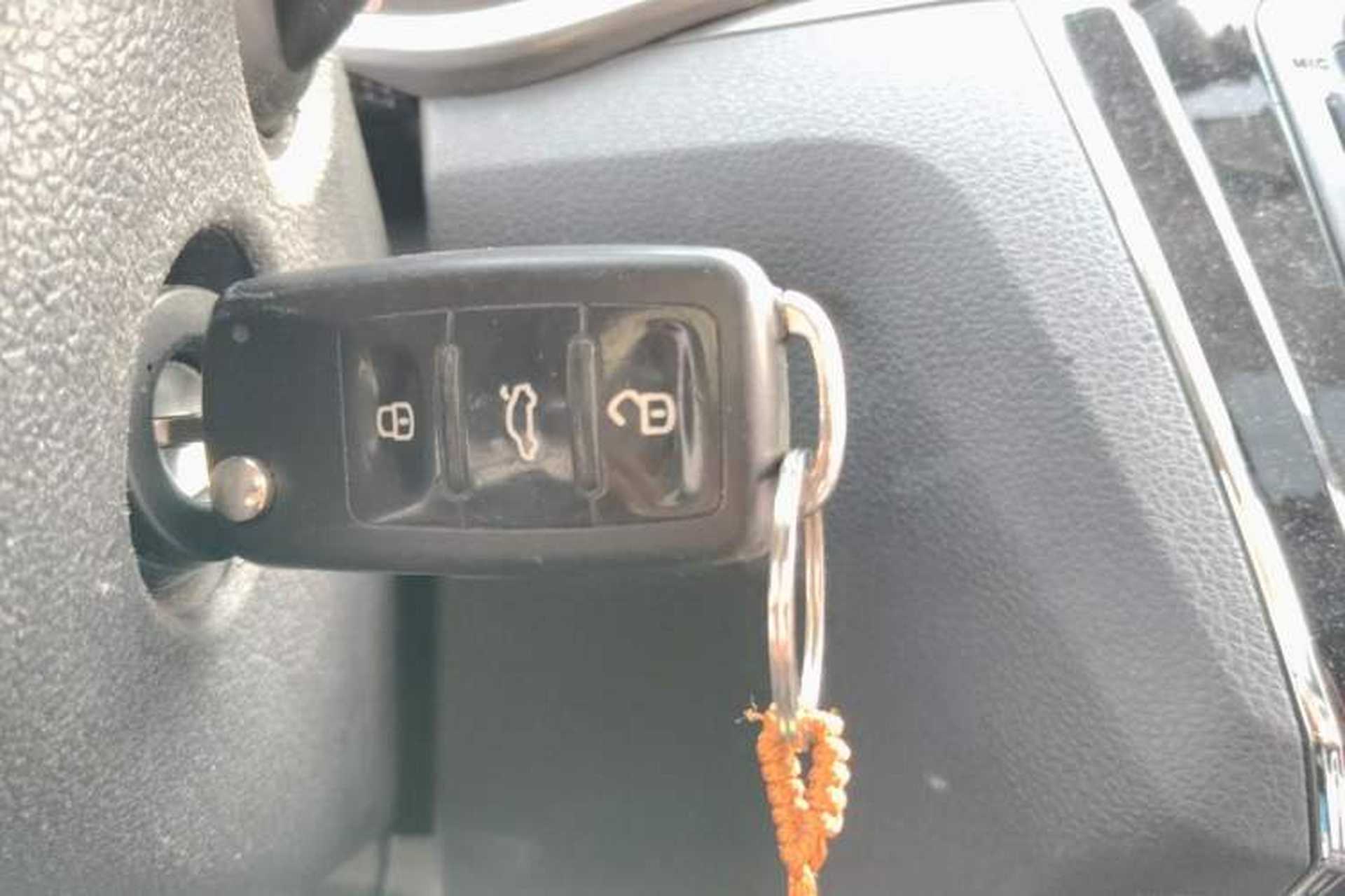 Used Volkswagen Passat 2016 330TSI DSG Luxury Edition Vehicle Key