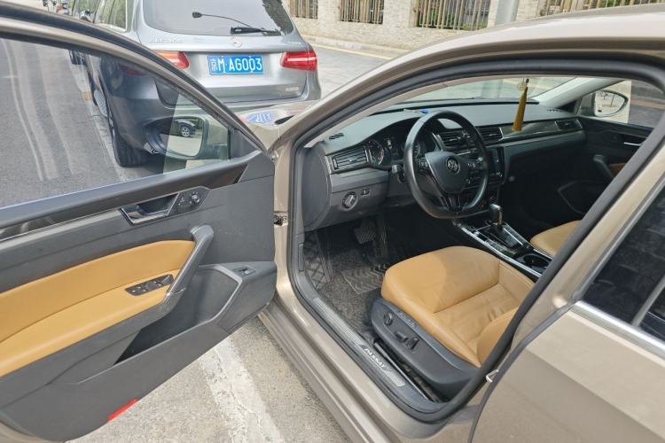 Used Volkswagen Passat 2016 330TSI DSG Prestige Edition Driver Seat