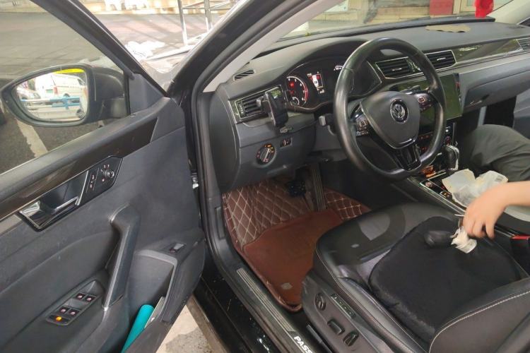 Used Volkswagen Passat 2016 330TSI DSG Prestige Edition Driver Seat