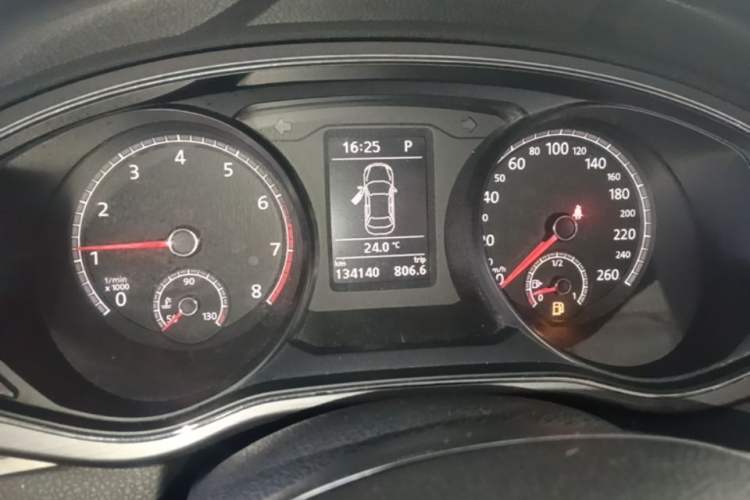 Used Volkswagen Passat 2016 330TSI DSG Luxury Edition Instrument Cluster