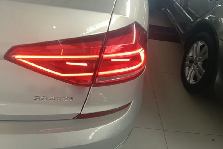 Used Volkswagen Passat 2016 330TSI DSG Luxury Edition Right Rear Taillight