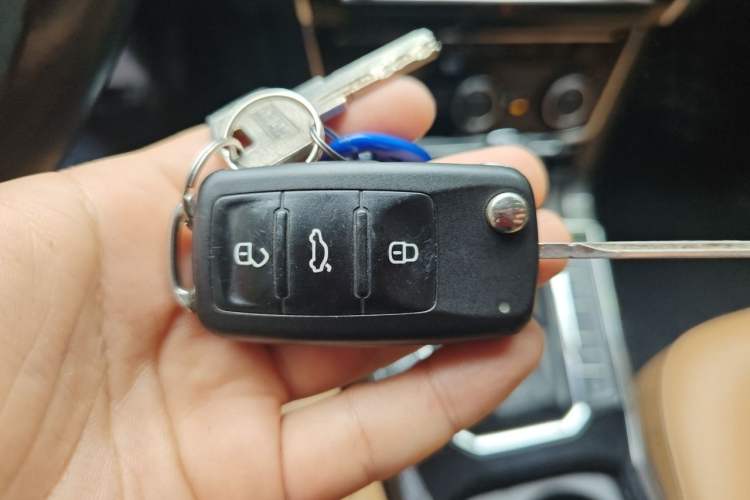Used Volkswagen Passat 2016 330TSI DSG Prestige Edition Vehicle Key