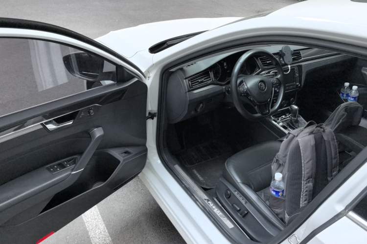 Used Volkswagen Passat 2016 330TSI DSG Prestige Edition Driver Seat