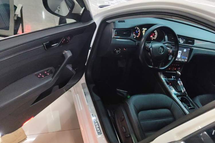 Used Volkswagen Passat 2016 280TSI DSG Prestige Edition Driver Seat