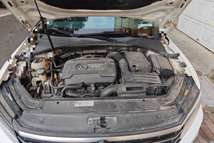Used Volkswagen Passat 2016 330TSI DSG Luxury Edition Engine Bay