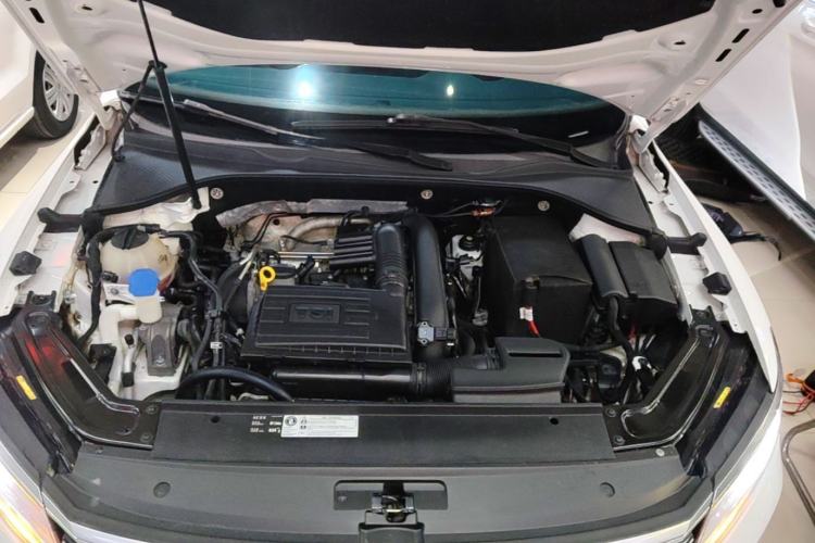 Used Volkswagen Passat 2016 280TSI DSG Prestige Edition Engine Bay