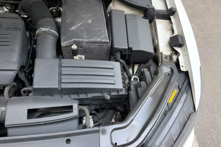 Used Volkswagen Passat 2016 330TSI DSG Prestige Edition Engine Bay Left