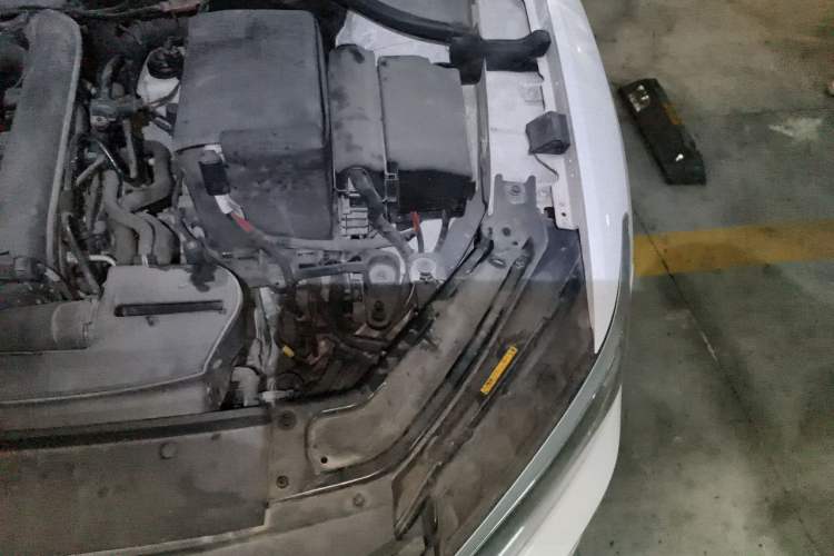 Used Volkswagen Passat 2016 280TSI DSG Prestige Edition Engine Bay Left