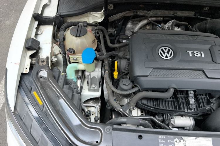Used Volkswagen Passat 2016 330TSI DSG Prestige Edition Engine Bay Right