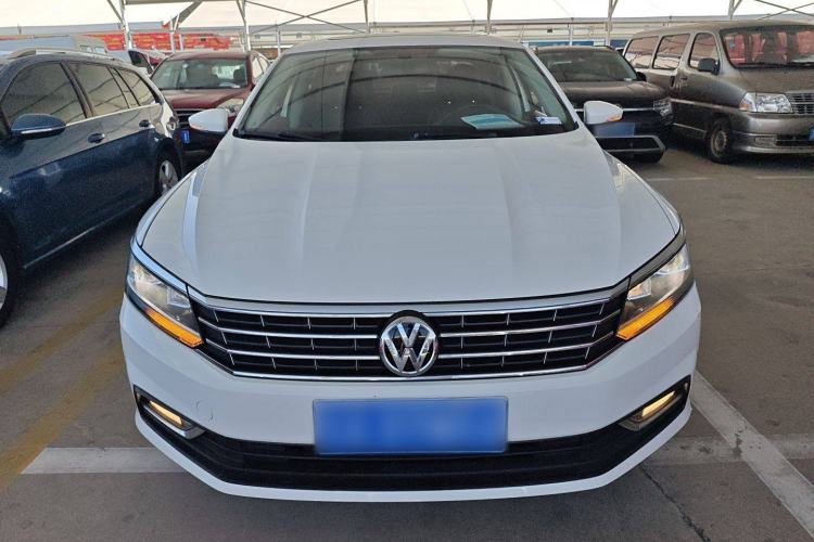 Used Volkswagen Passat 2016 330TSI DSG Luxury Edition Front