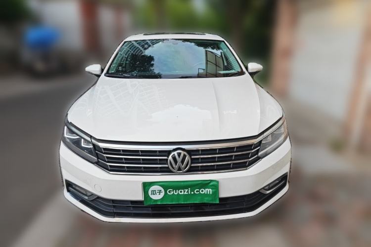 Used Volkswagen Passat 2016 330TSI DSG Luxury Edition Front