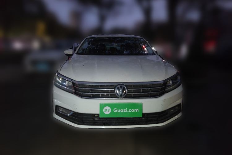 Used Volkswagen Passat 2016 330TSI DSG Luxury Edition Front