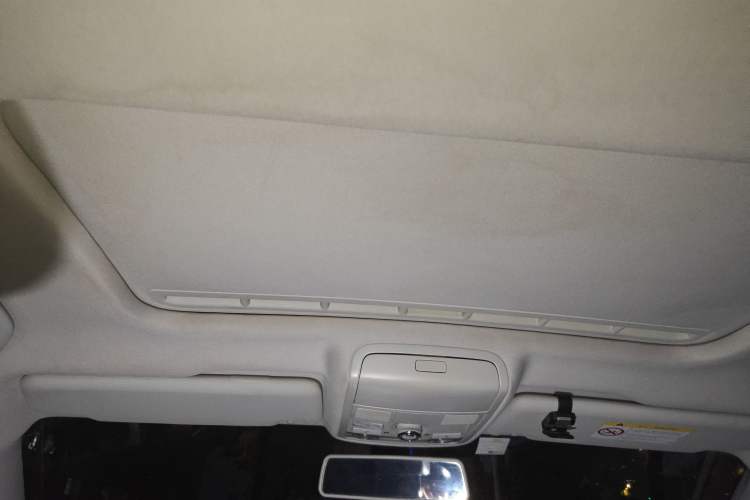 Used Volkswagen Passat 2016 330TSI DSG Luxury Edition Headliner