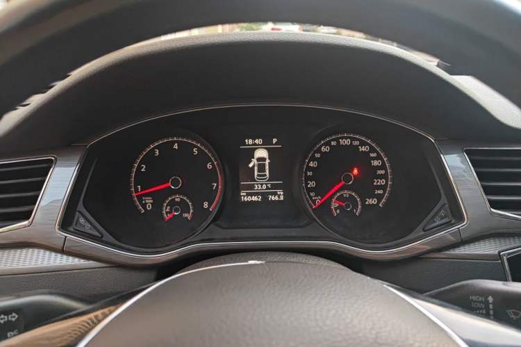 Used Volkswagen Passat 2016 330TSI DSG Luxury Edition Instrument Cluster