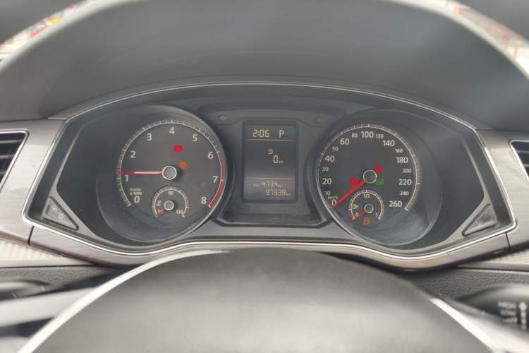 Used Volkswagen Passat 2016 1.8T Government Procurement Version (CEA Engine + 6AT) Instrument Cluster