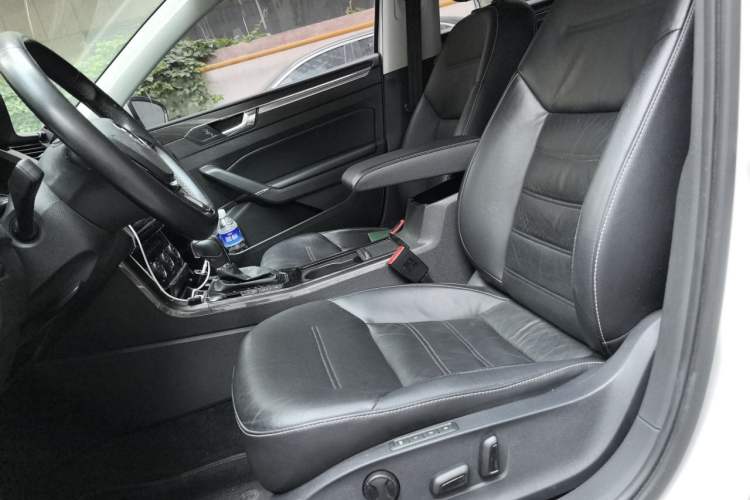 Used Volkswagen Passat 2016 330TSI DSG Prestige Edition Left Front Seat