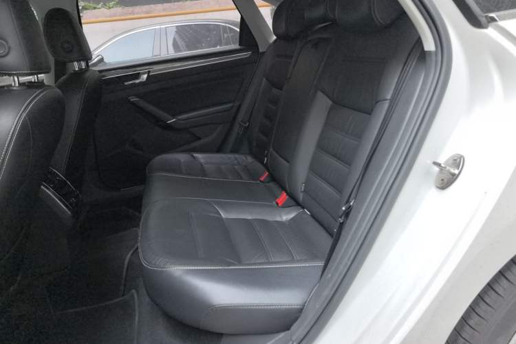 Used Volkswagen Passat 2016 330TSI DSG Prestige Edition Left Rear Seat
