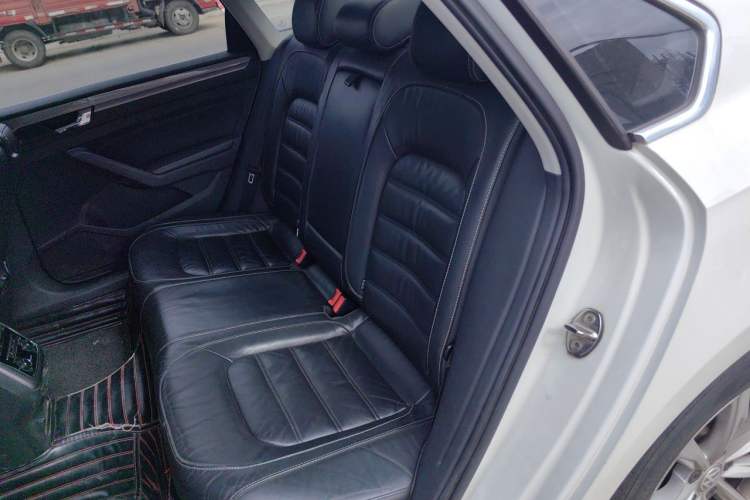 Used Volkswagen Passat 2016 330TSI DSG Luxury Edition Left Rear Seat