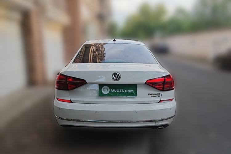 Used Volkswagen Passat 2016 330TSI DSG Luxury Edition Rear