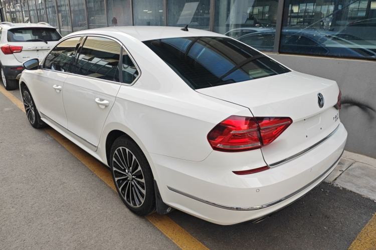 Used Volkswagen Passat 2016 330TSI DSG Prestige Edition Rear Left 45 Deg