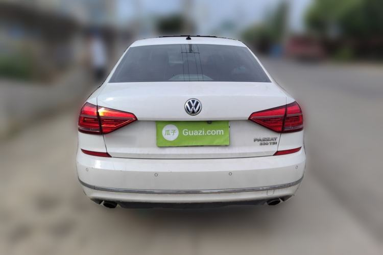 Used Volkswagen Passat 2016 330TSI DSG Luxury Edition Rear