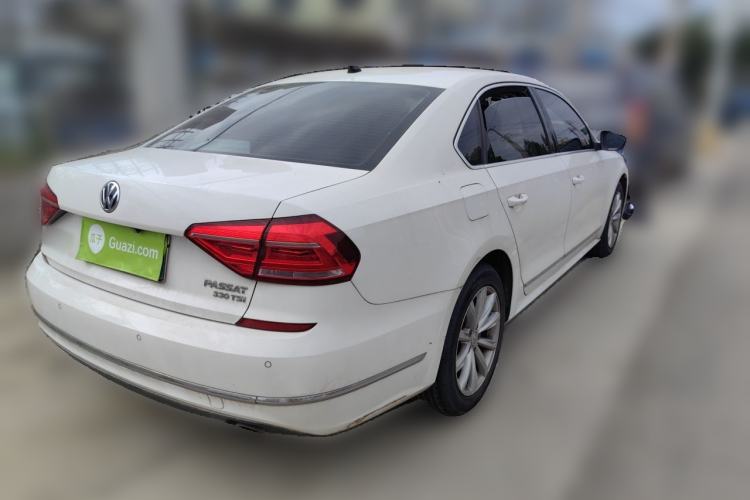 Used Volkswagen Passat 2016 330TSI DSG Luxury Edition Rear Right 45 Deg