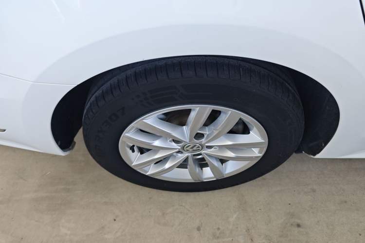 Used Volkswagen Passat 2016 330TSI DSG Luxury Edition Right Rear Wheel Hub