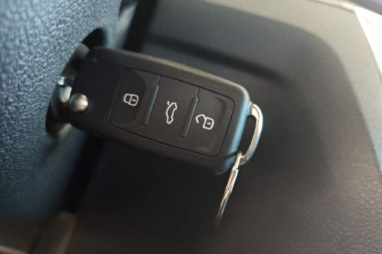 Used Volkswagen Passat 2016 330TSI DSG Luxury Edition Vehicle Key