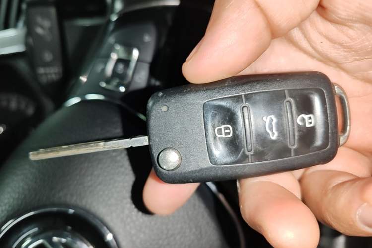 Used Volkswagen Passat 2016 330TSI DSG Luxury Edition Vehicle Key